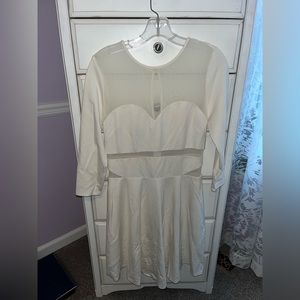 BeBe women’s white and mesh dress